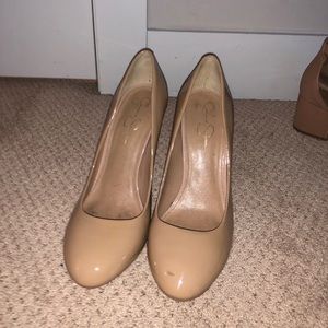 Jessica Simpson Nude Pumps
